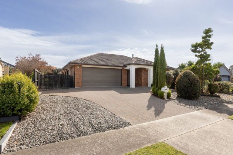 Photo of property in 27 Amery Place, Papamoa Beach, Papamoa, 3118