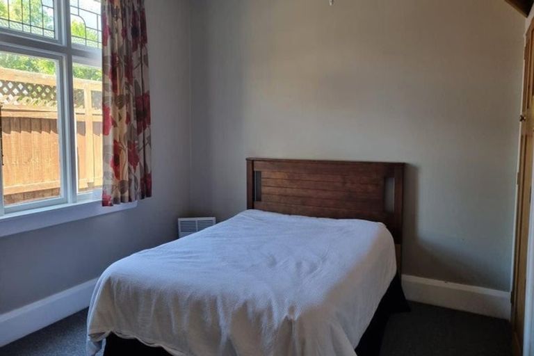 Photo of property in 16 Ford Road, Opawa, Christchurch, 8023