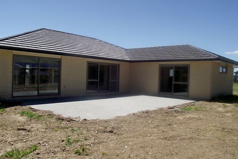 Photo of property in 5 Austin Reid Avenue, Carterton, 5713