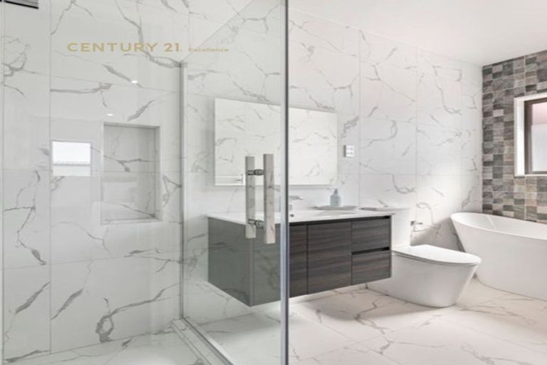 Photo of property in 55 Clarks Beach Road, Clarks Beach, 2122