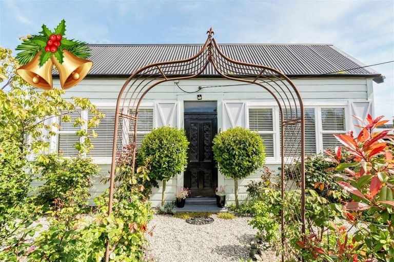 Photo of property in 7 Moore Street, Milton, 9220