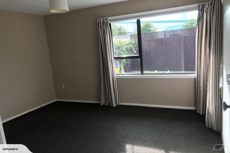 Photo of property in 1/1 Rosedale Place, Avonhead, Christchurch, 8042