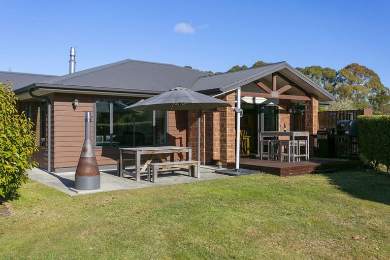Photo of property in 500 Kinloch Road, Kinloch, Taupo, 3377