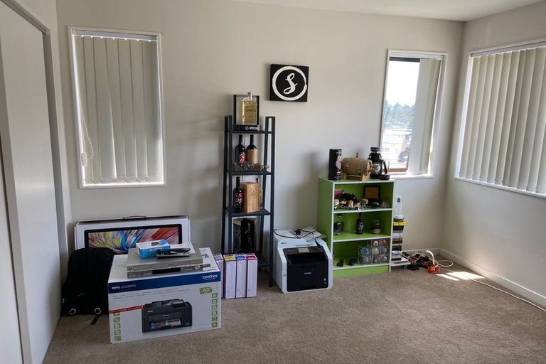 Photo of property in 58 Golden Morning Drive, Albany Heights, Auckland, 0632