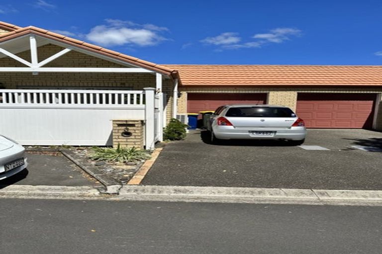 Photo of property in 3 Dunbarton Drive, Ranui, Auckland, 0612