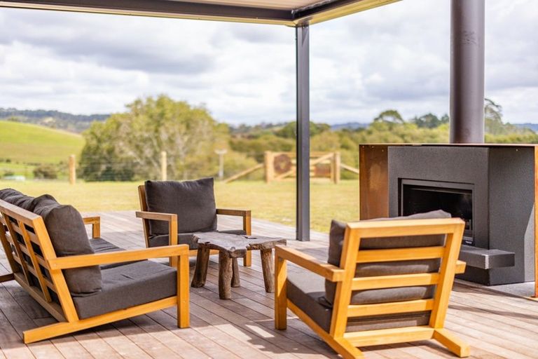 Photo of property in 623b Puketona Road, Haruru, 0204