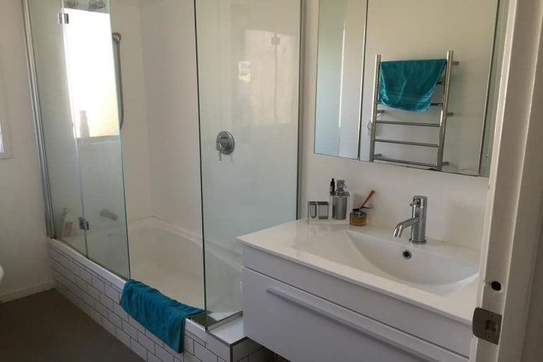 Photo of property in 126 Spinella Drive, Bayview, Auckland, 0629