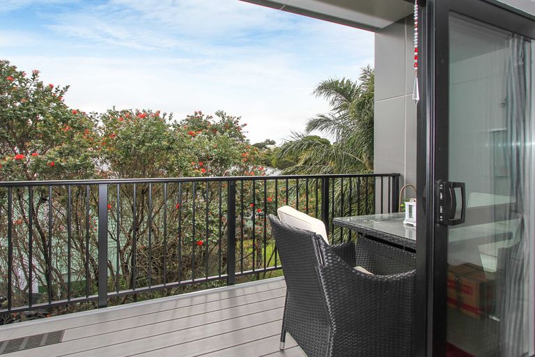 Photo of property in 9/241 Hinemoa Street, Birkenhead, Auckland, 0626