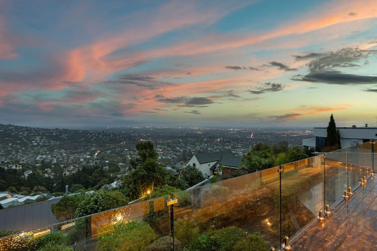 Photo of property in 5 Vista Place, Huntsbury, Christchurch, 8022