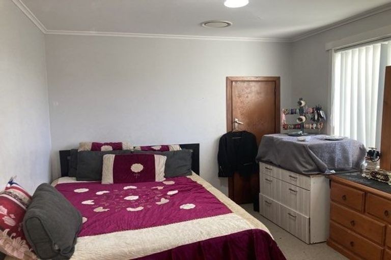 Photo of property in 280 Puhinui Road, Papatoetoe, Auckland, 2025