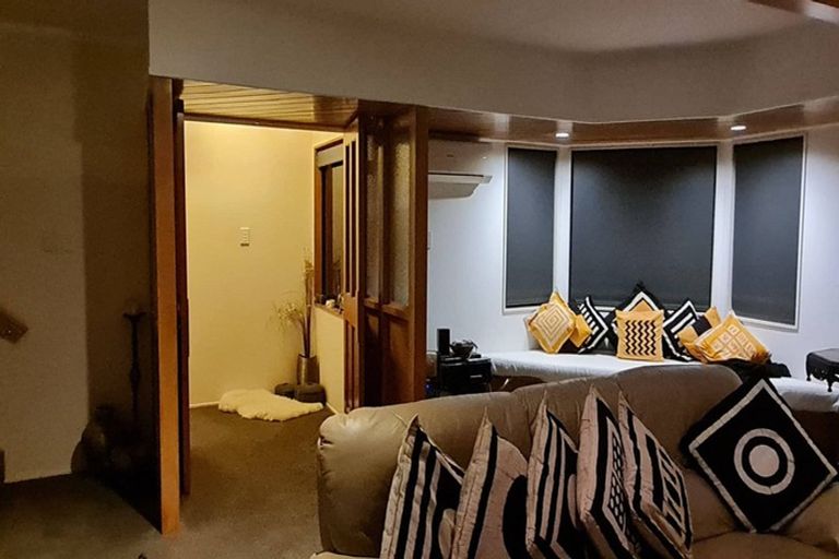 Photo of property in 10 Dorrit Lane, Howick, Auckland, 2014