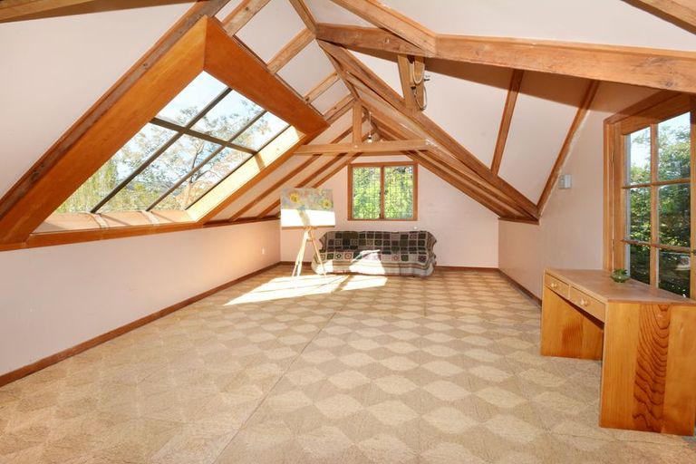 Photo of property in 2 Booth Road, Glenleith, Dunedin, 9010