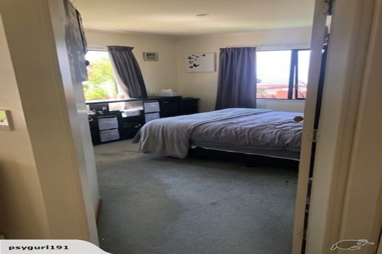 Photo of property in 26 Ashton Fitchett Drive, Brooklyn, Wellington, 6021