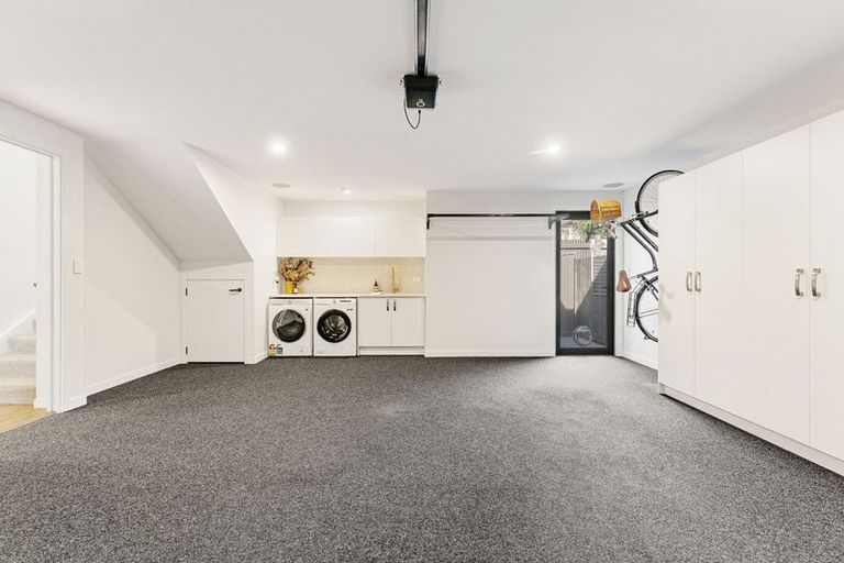 Photo of property in 69b Pitau Road, Mount Maunganui, 3116