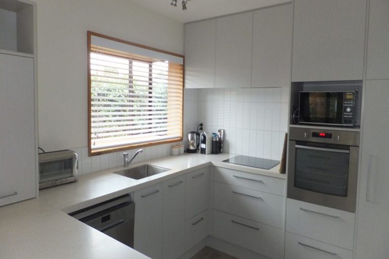 Photo of property in 2/14 Rata Street, Riccarton, Christchurch, 8041