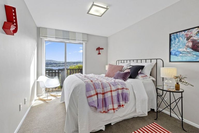 Photo of property in 85e Seatoun Heights Road, Seatoun, Wellington, 6022