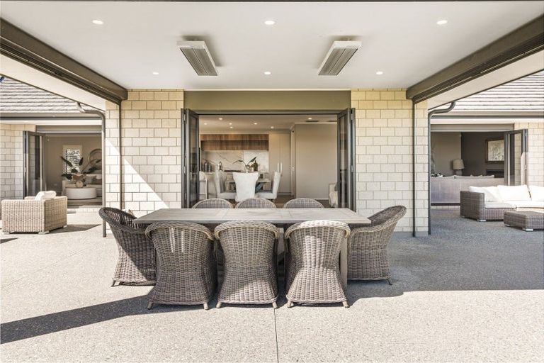 Photo of property in 80 Ewen Place, Karaka, Papakura, 2580