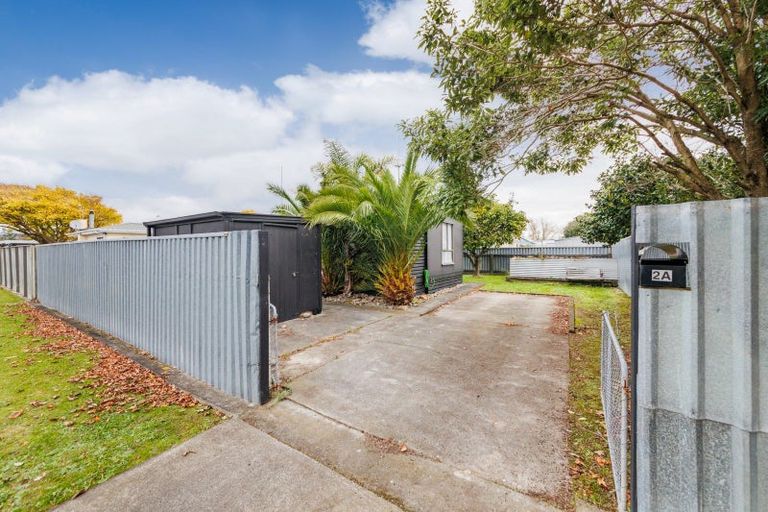 Photo of property in 2a Hendon Place, West End, Palmerston North, 4412
