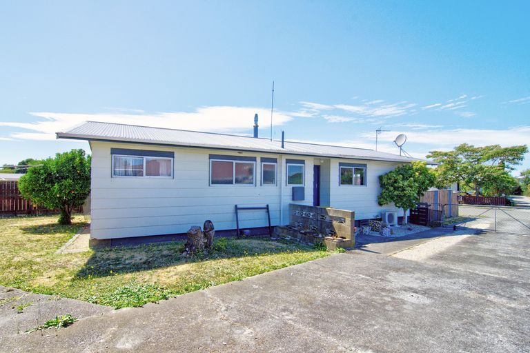 Photo of property in 11 Stout Street, Masterton, 5810