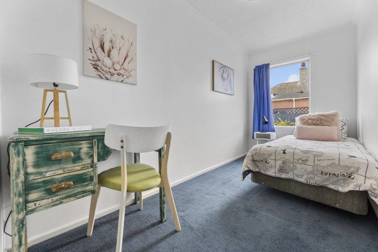 Photo of property in 28 Brighton Road, Green Island, Dunedin, 9018