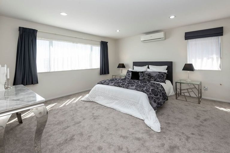 Photo of property in 386 Ormiston Road, Flat Bush, Auckland, 2019