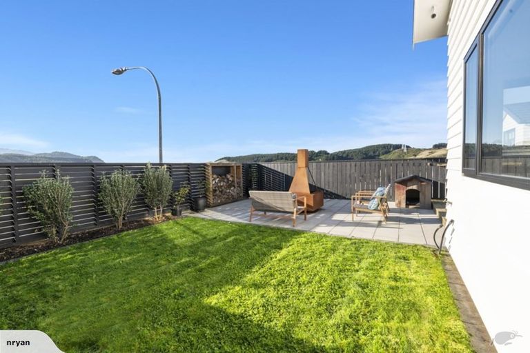 Photo of property in 110 Amesbury Drive, Churton Park, Wellington, 6037