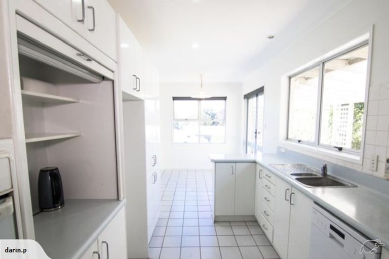 Photo of property in 77 Aberdeen Drive, Dinsdale, Hamilton, 3204