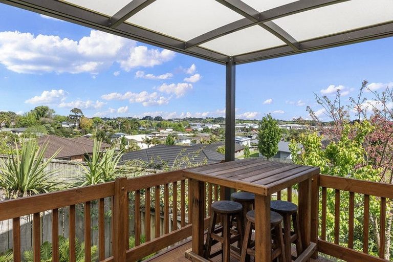 Photo of property in 36 Cape Vista Crescent, Pukekohe, 2120