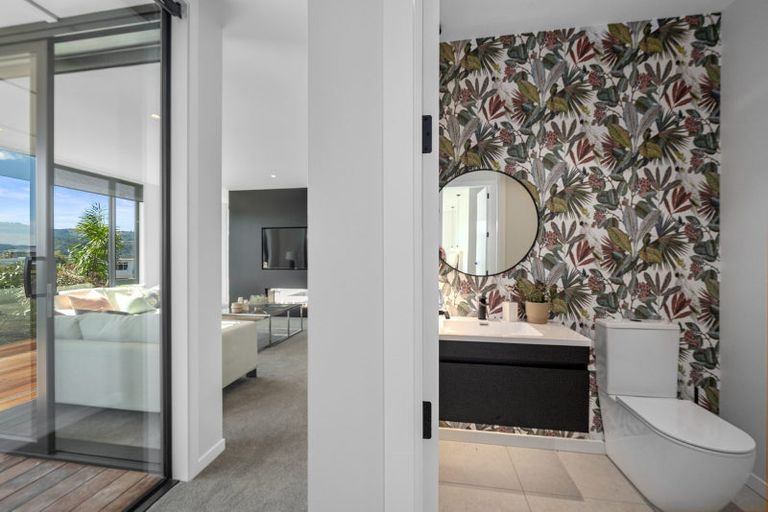 Photo of property in 144 Omaha Drive, Omaha, 0986