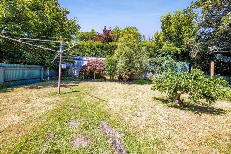 Photo of property in 44 Gilbert Street, New Plymouth, 4310