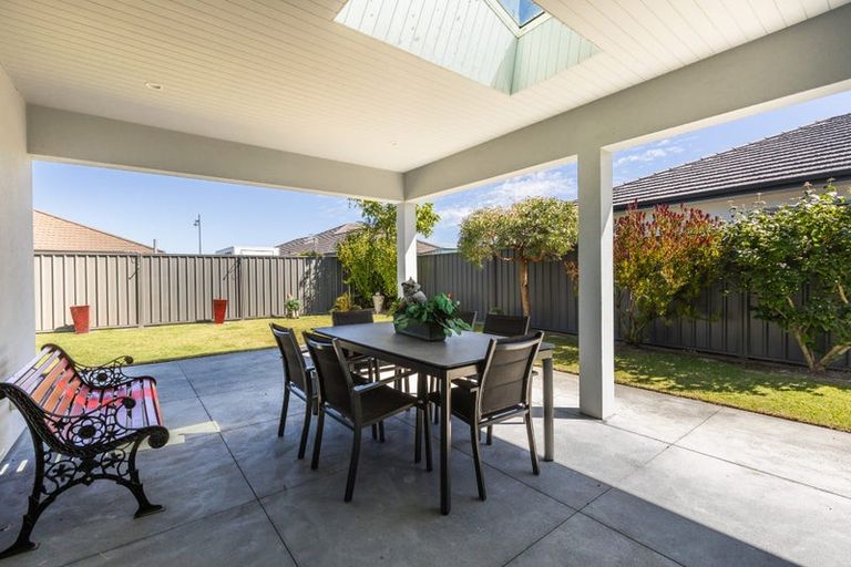 Photo of property in 37 Kapiti Drive, Poraiti, Napier, 4112