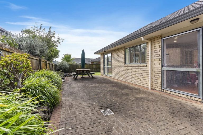 Photo of property in 5 Foxley Place, Burswood, Auckland, 2013