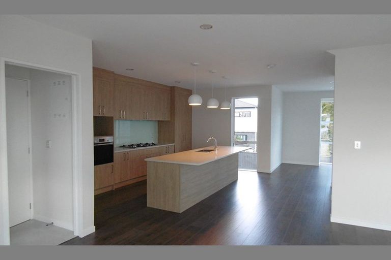 Photo of property in 28 Nephrite Lane, Henderson, Auckland, 0610