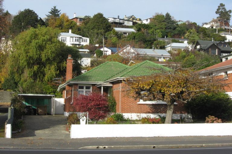 Photo of property in 35 Kaikorai Valley Road, Kaikorai, Dunedin, 9010