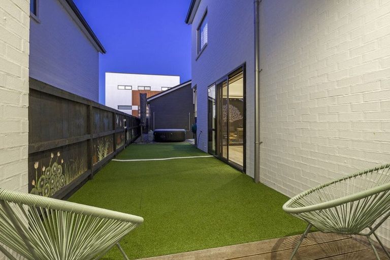 Photo of property in 7 Frances Bryers Road, Hobsonville, Auckland, 0616