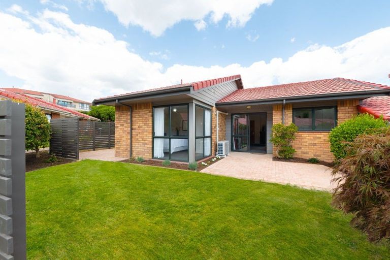 Photo of property in 33 Selby Mews, Flagstaff, Hamilton, 3210