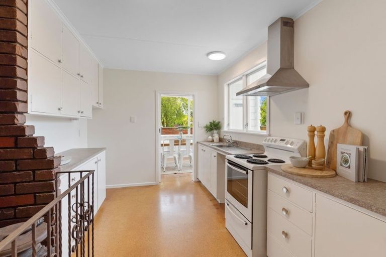 Photo of property in 22 Callender Terrace, Paraparaumu Beach, Paraparaumu, 5032