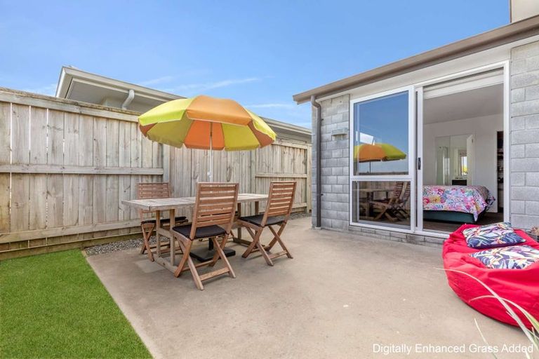 Photo of property in 12 Franks Way, Papamoa Beach, Papamoa, 3118