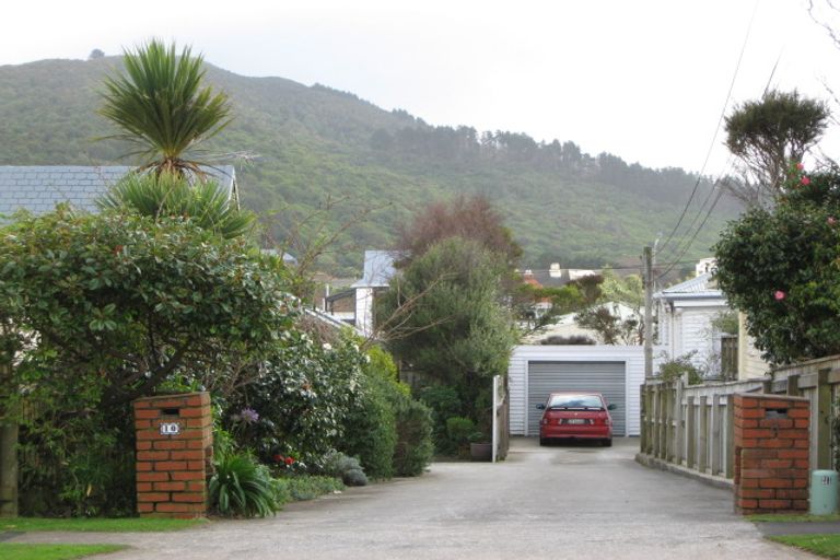 Photo of property in 10 Marsden Avenue, Karori, Wellington, 6012