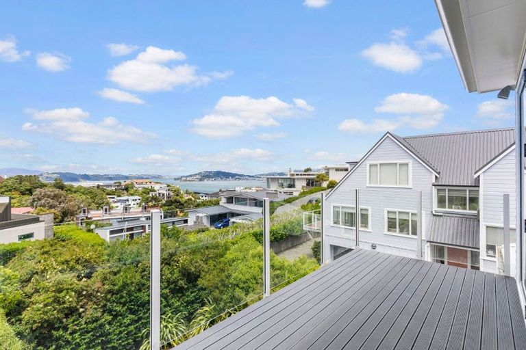 Photo of property in 32 Mandalay Terrace, Khandallah, Wellington, 6035