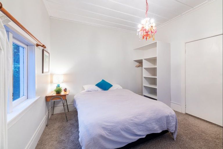 Photo of property in 2/2 Evan Street, Belmont, Auckland, 0622