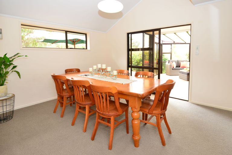 Photo of property in 77 Swann Beach Road, Stanmore Bay, Whangaparaoa, 0932