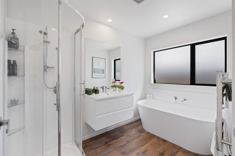 Photo of property in 56 Jacks Landing Drive, Hamilton Lake, Hamilton, 3204