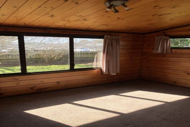 Photo of property in 24 Silvan Place, Bell Block, New Plymouth, 4312