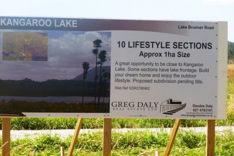 Photo of property in Moana-rotomanu Road, Moana, 7875