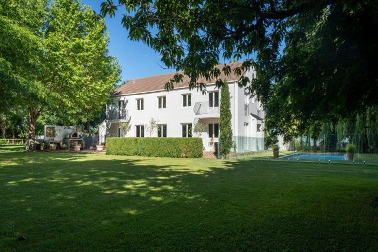 Photo of property in 108 Mcdrurys Road, Halswell, Christchurch, 7674