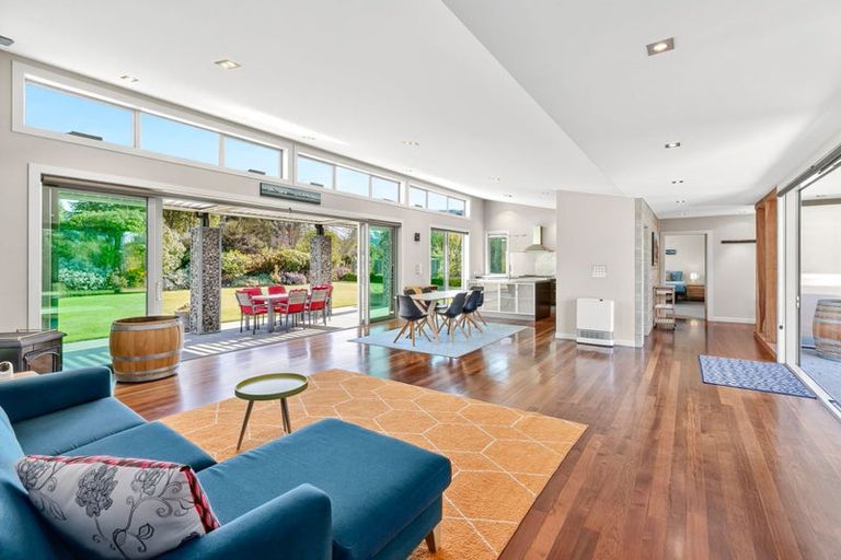 Photo of property in 28 Sam John Place, Lake Hawea, 9382