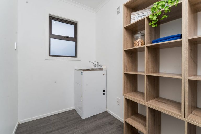 Photo of property in 31 Apollo Parade, Milson, Palmerston North, 4414