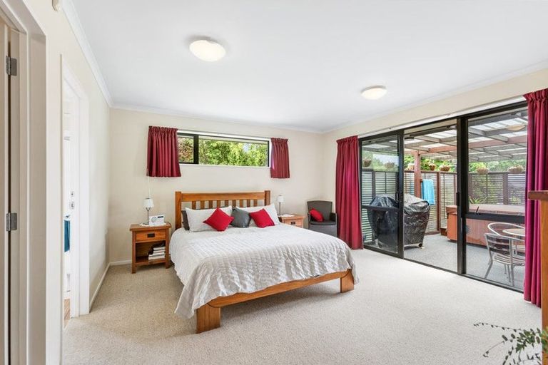 Photo of property in 41 Kew Road, Westport, 7825