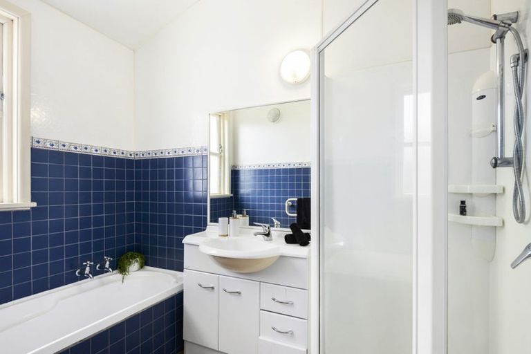 Photo of property in 190 Karori Road, Karori, Wellington, 6012